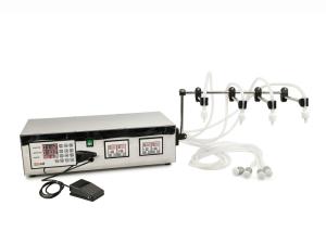 Automatischer Flüssigkeitsspender KC-II mit 4 separaten Pumpen und Auslässen