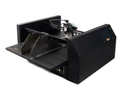 Automatischer Tintenstrahldrucker mit Zuführung für den Druck von Verpackungen, Beuteln und Doypacks