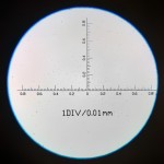 Tragbares LED-Mikroskop mit 80fachem Zoom und Skala