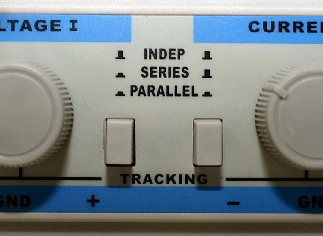 Doppellabornetzteil RXN-605D-II - 2x60V/5A, 120V/5A, 60V/10A