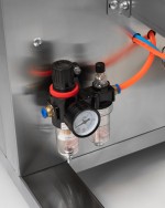 Pneumatisch angetriebenes unteres Verpackungselement für Dosiergeräte für Schüttgüter
